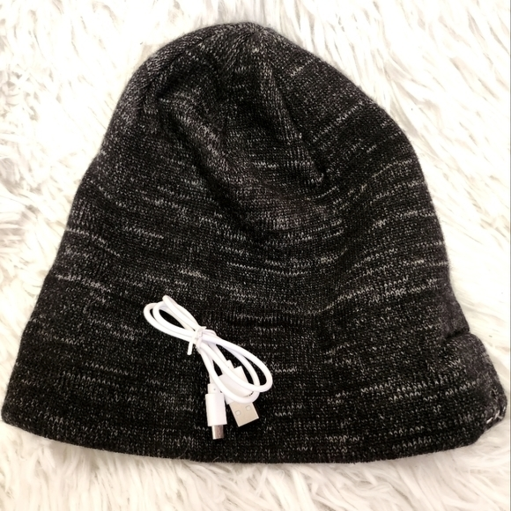 NWOT Bluetooth‎ unisex beanie